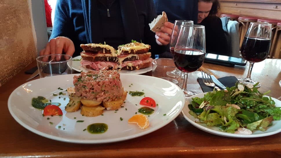 Tartare de veau Les Sardignac. Photo © Pierre d’Ornano Aeternus.fr